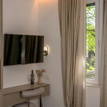 Casa de hóspedes Kostela Luxury 4*