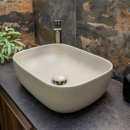 Kostela Luxury
