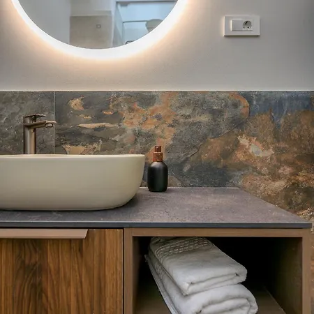 Kostela Luxury Гостьовий будинок